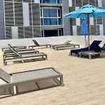 芭提雅中心地带 Centara Avenue 一房公寓5楼紧邻海滩酒吧街智能电视